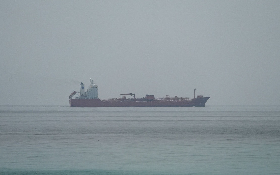Oman Pledges Free Transit Through Strait of Hormuz Under New Iran-US Deal