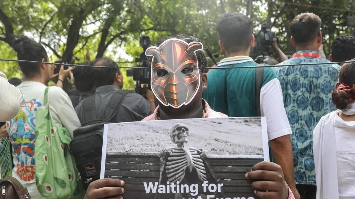 India Conducts High-Security Medical Exam Retest After Nationwide Leak and Fraud Scandal