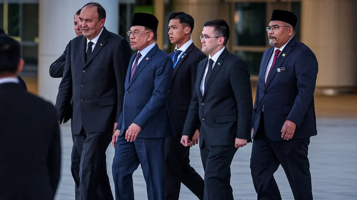 Anwar Ibrahim to Deepen Malaysia-Turkmenistan Economic Ties During State Visit
