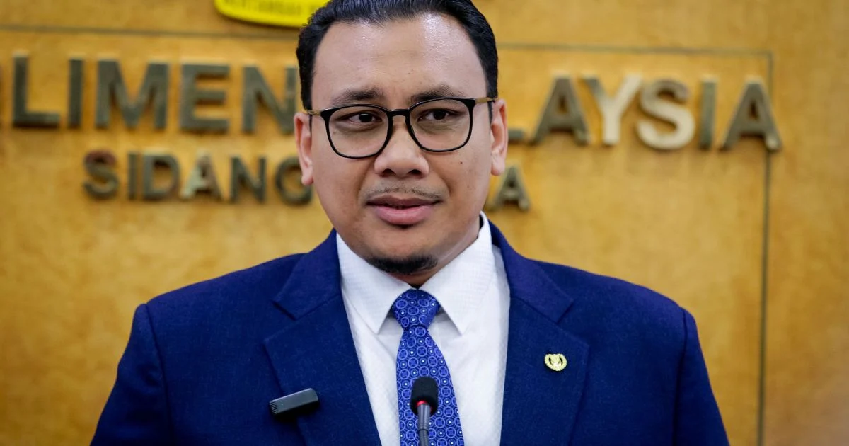 PAS Youth Leader Pursues Legal Claim Over Alleged Facebook Insult to Father