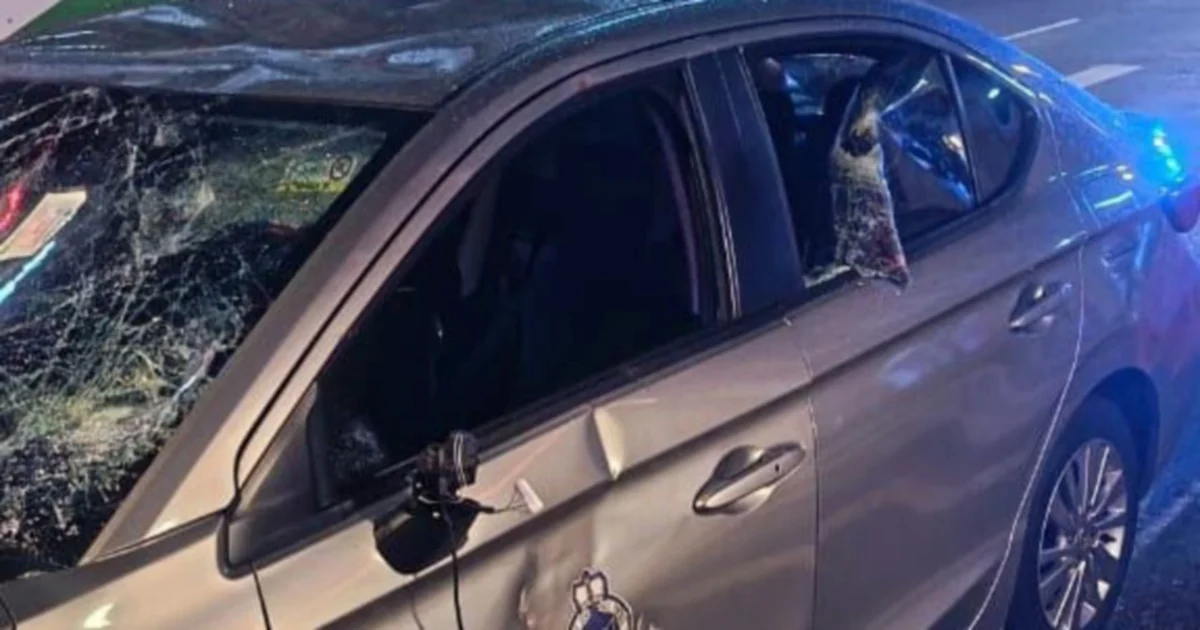 Foreign Homeless Man Detained After Damaging Police Vehicle in Central Kuala Lumpur