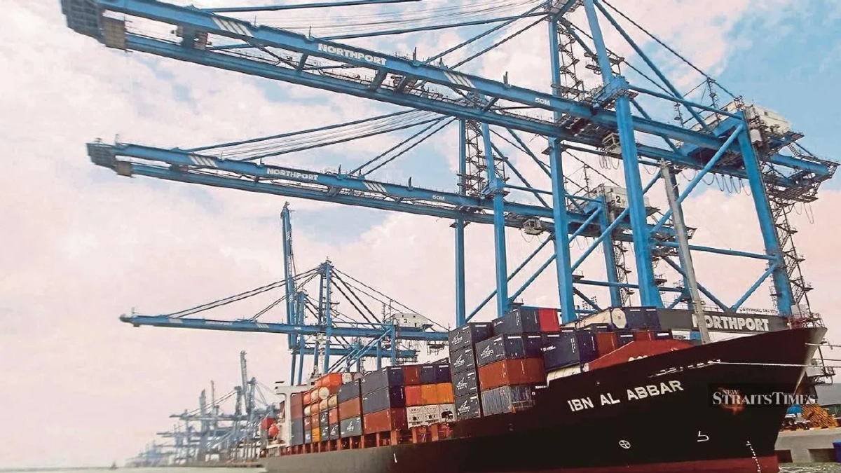 Port Klang 3 construction timeline hinges on land dispute resolution, says Loke