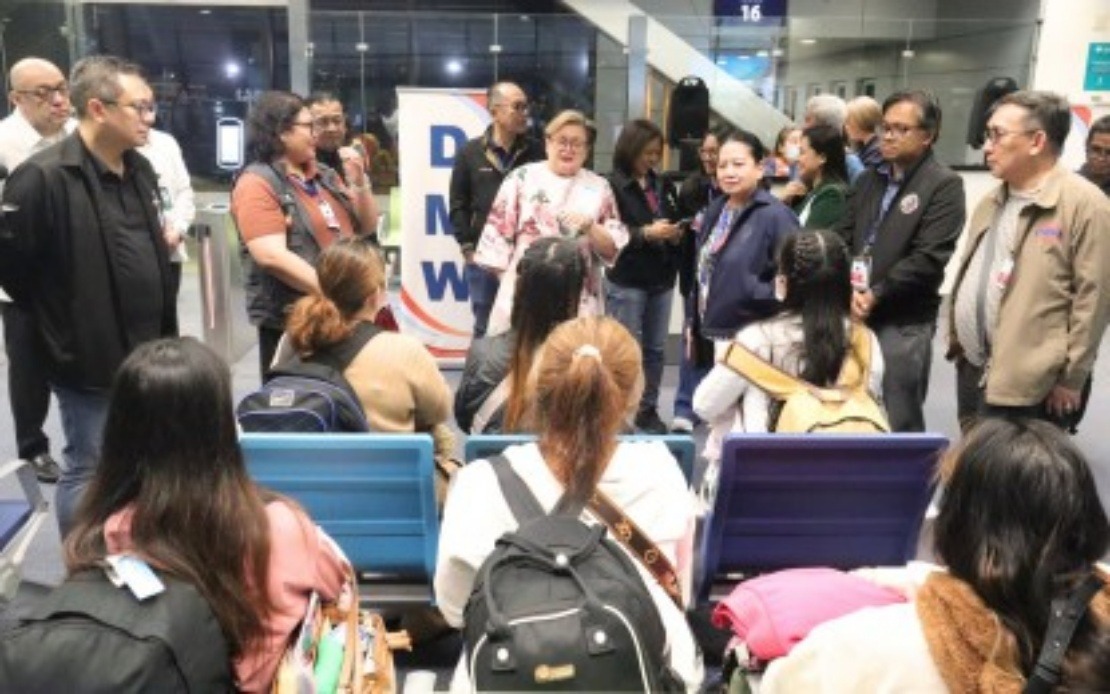 24 Filipinos Detained in Russia Return Home After Marcos Raises Case with Putin
