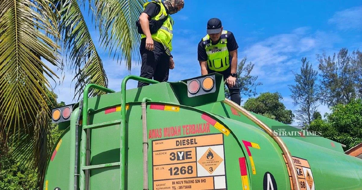 Police Dismantle Underground Diesel Smuggling Operation in Miri, Seize 15,000 Litres