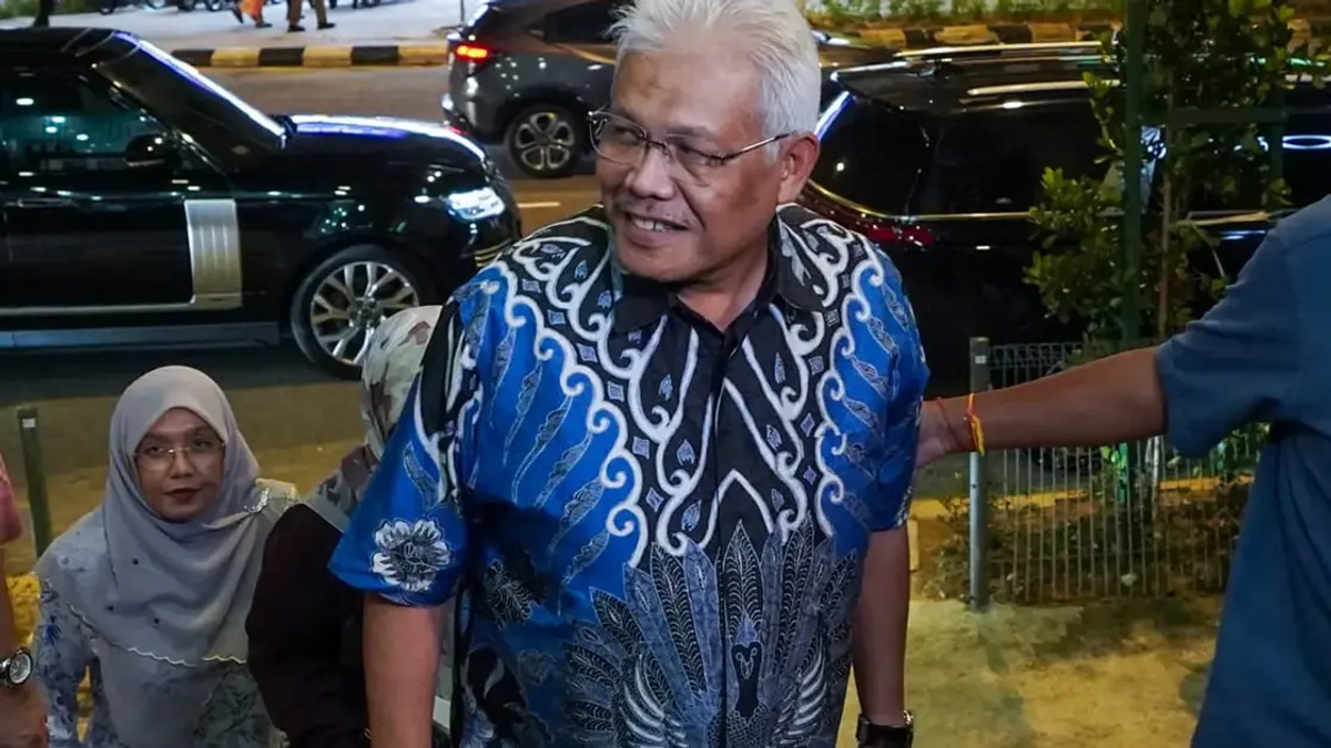 Opposition Lawmakers Convene at PAS Headquarters Amid Coalition Realignment
