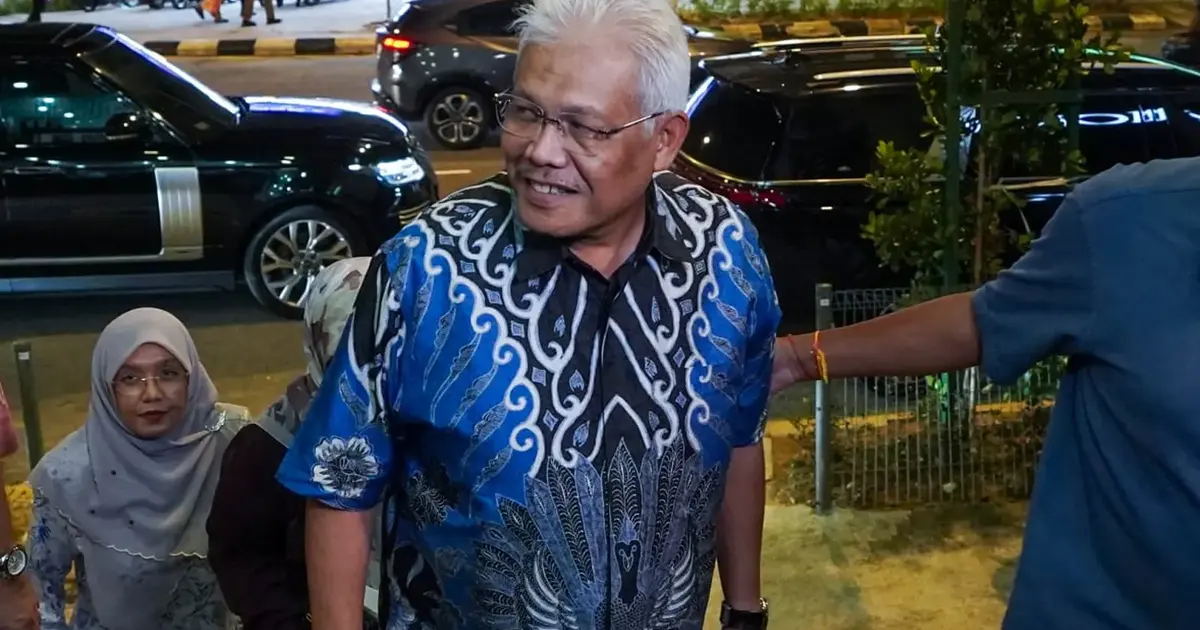 Opposition Lawmakers Convene at PAS Headquarters Amid Coalition Realignment