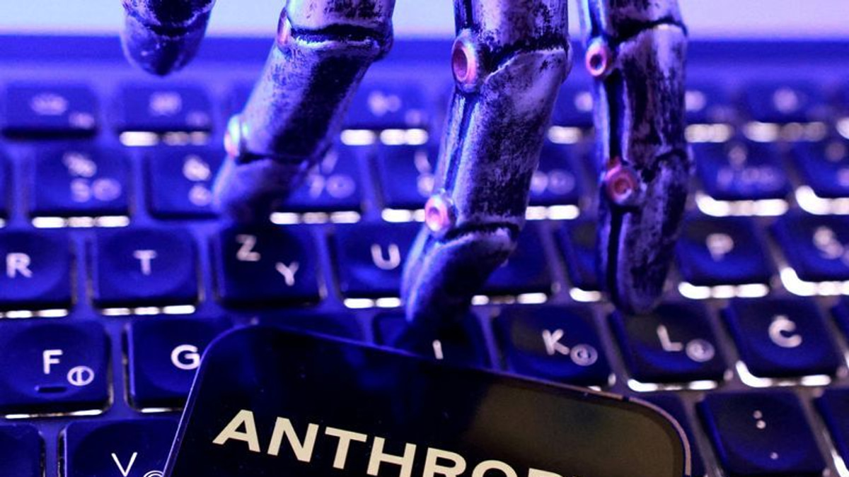 US Legal Tech Firm Challenges Trump Order Blocking Foreign Access to Advanced AI Models