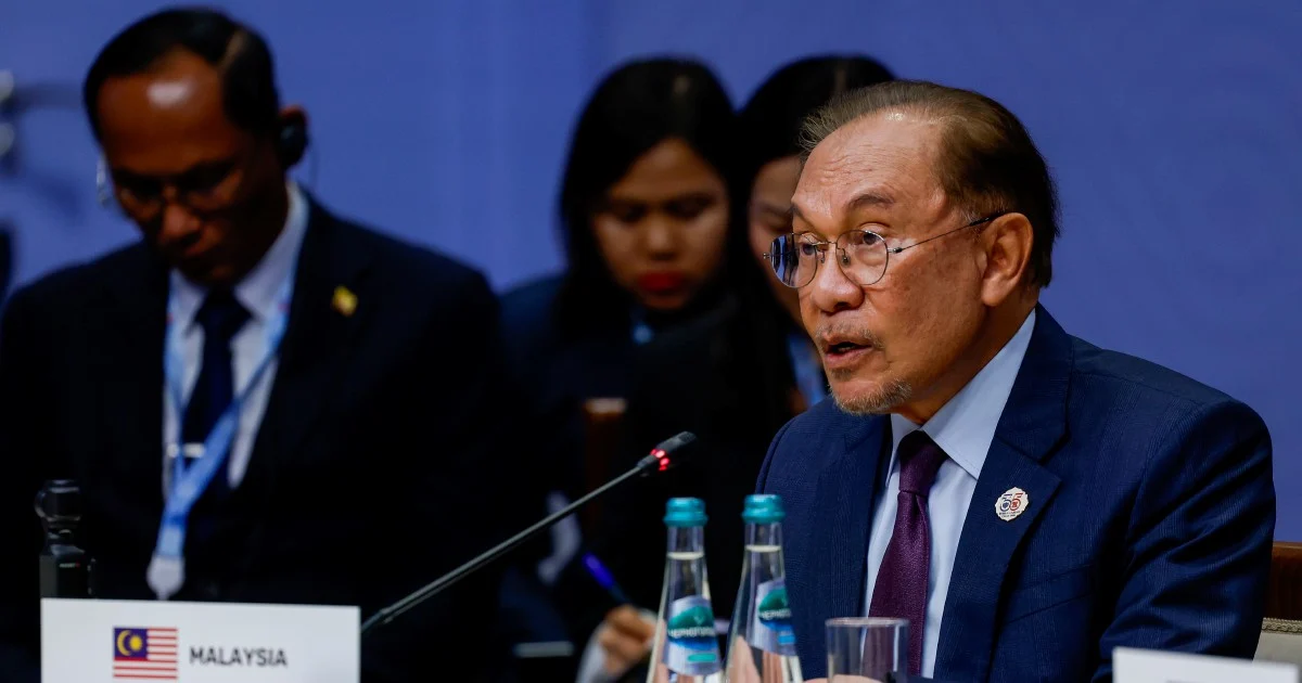 Anwar Calls for Dialogue and Diplomacy to Build Lasting Peace as Global Tensions Escalate
