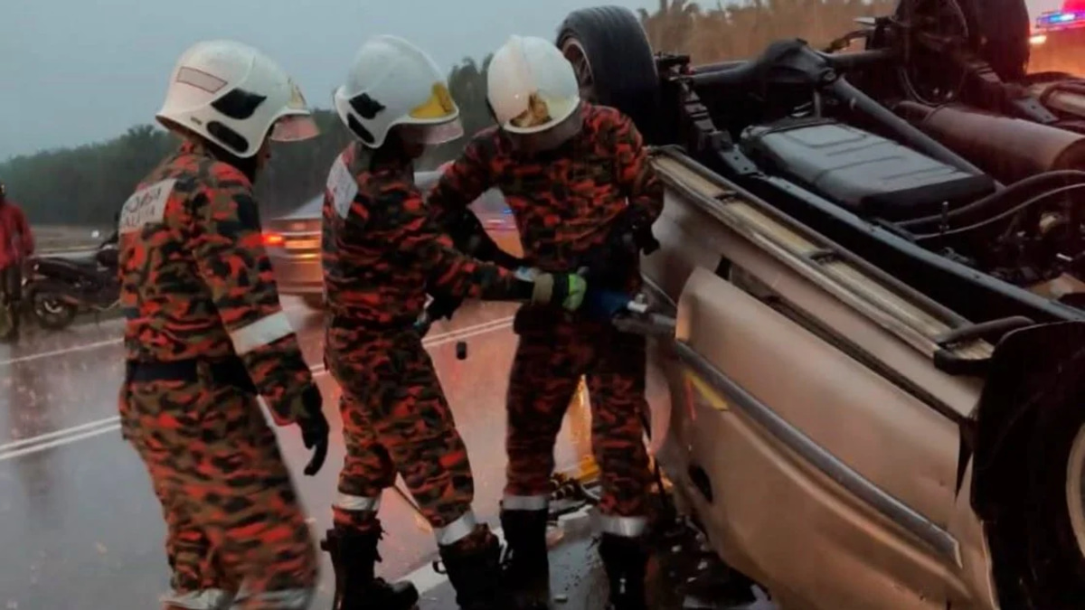 Two Sisters Among Four Killed in Separate Road Crashes in Pahang Within One Hour