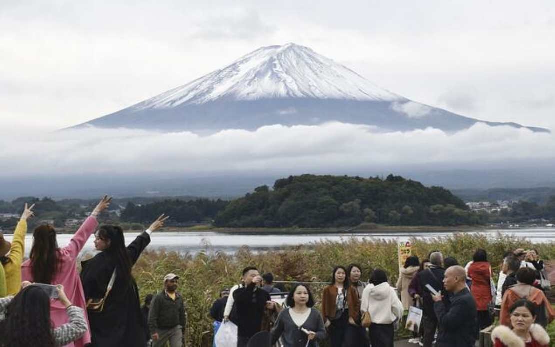 Japan Records Alarming Peak in Mountain Rescues as Foreign Visitors Hit Record Highs