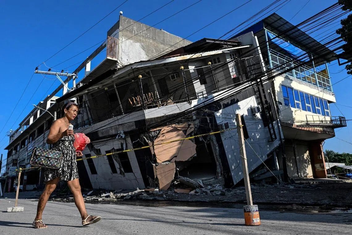 Philippine Earthquake Permanently Reshapes Coastline, Displacing Thousands