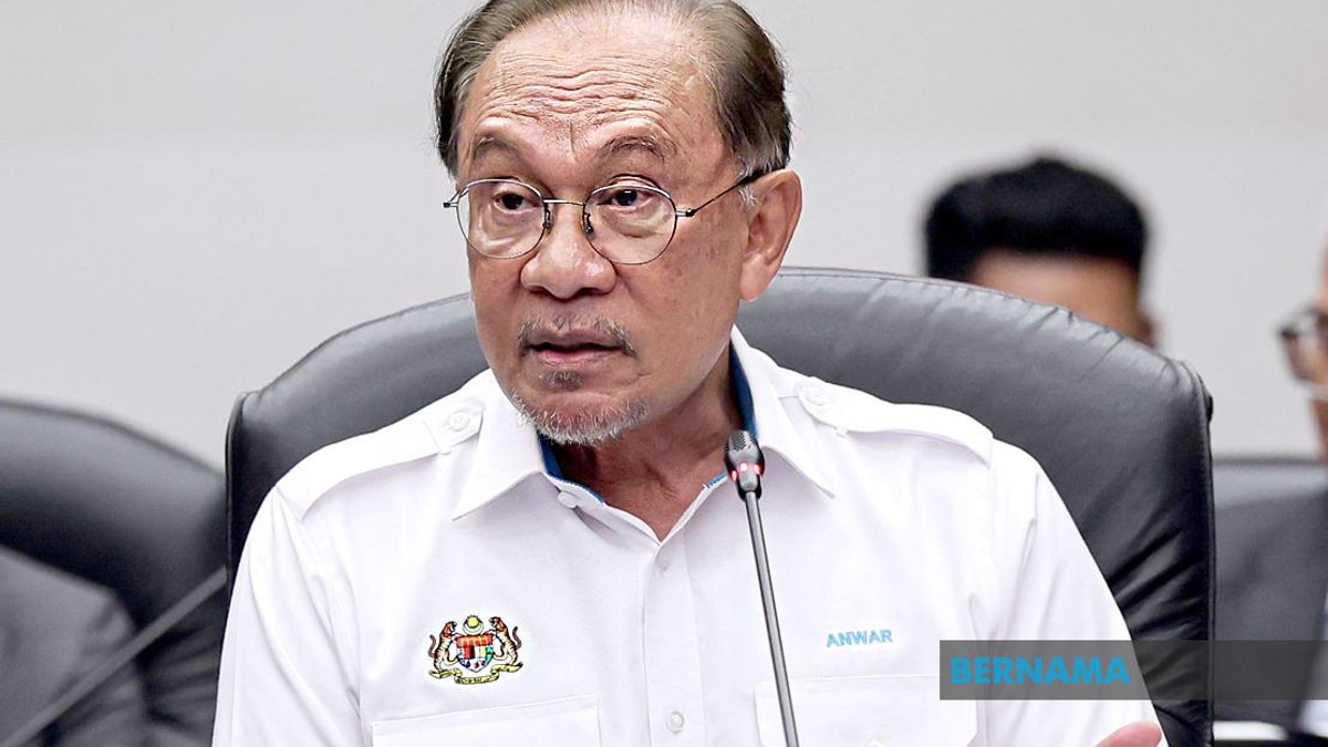 PM Anwar Extends Condolences Following Death of Seremban Schoolgirl