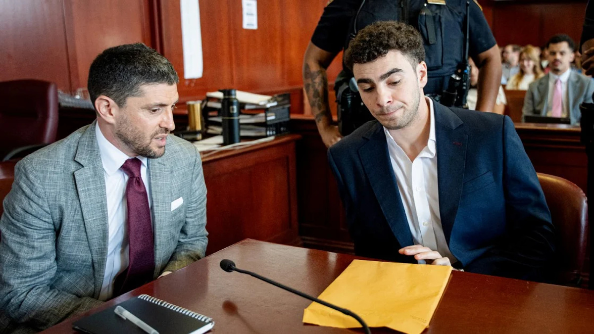 Accused UnitedHealthcare CEO Killer Mangione Drops Mental Health Defence Strategy