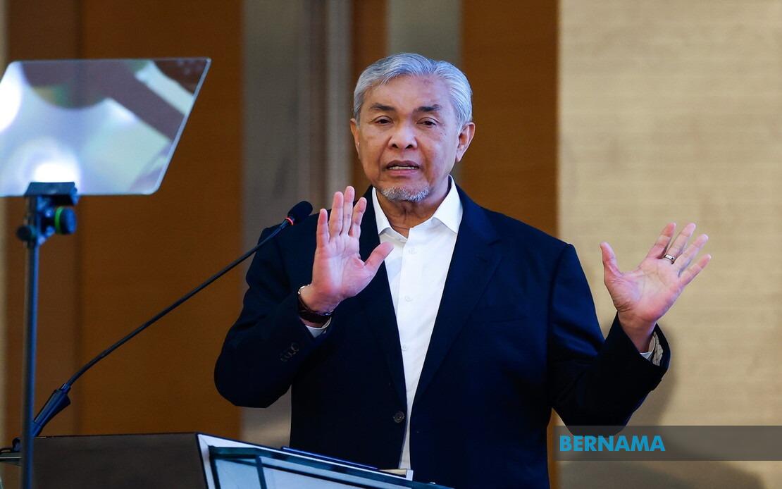 Ahmad Zahid Urges Respect for Monarchy as Negeri Sembilan Campaign Kicks Off