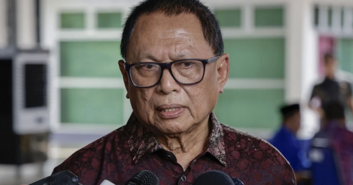 Umno Supreme Council Member Puad Zarkashi Resigns, Citing Loss of Party Autonomy