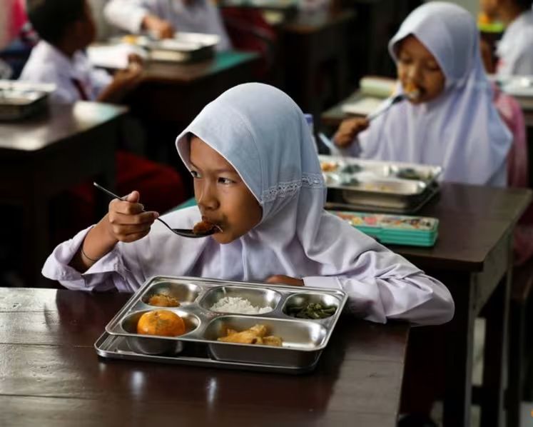 Indonesia's Free Meals Programme Hit by Second Leadership Crisis in Weeks
