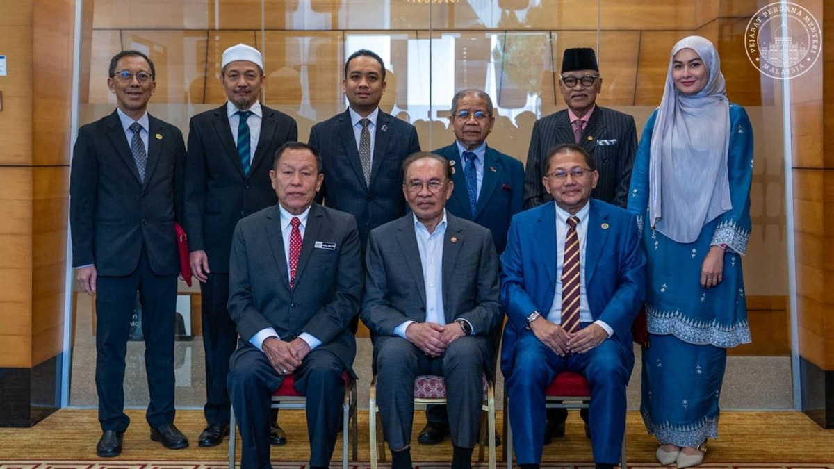 Combating Corruption Demands Multi-Sector Collaboration, Says PM Anwar