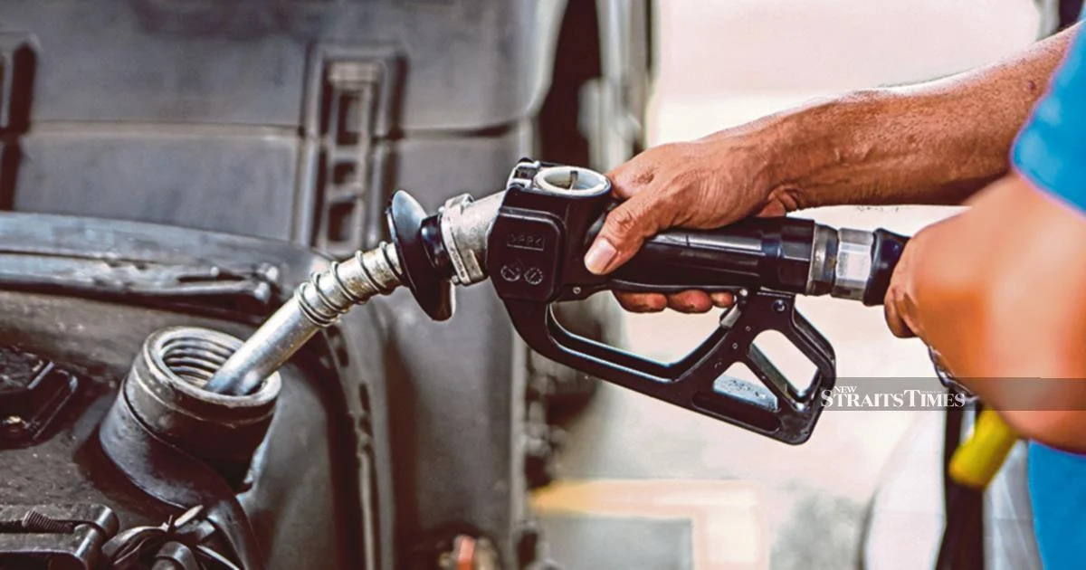 Government Cuts Subsidised Diesel Price to RM2.10 as Part of Broader Subsidy Reform