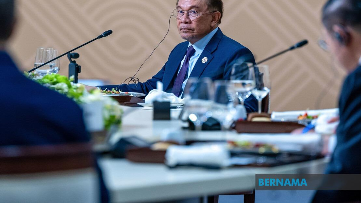 ASEAN, SCO Must Unite on Crime and Energy, Says PM Anwar