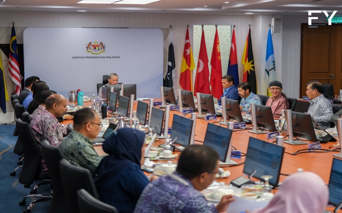 Data and AI Essential to 13th Malaysia Plan Success, Says Fadillah