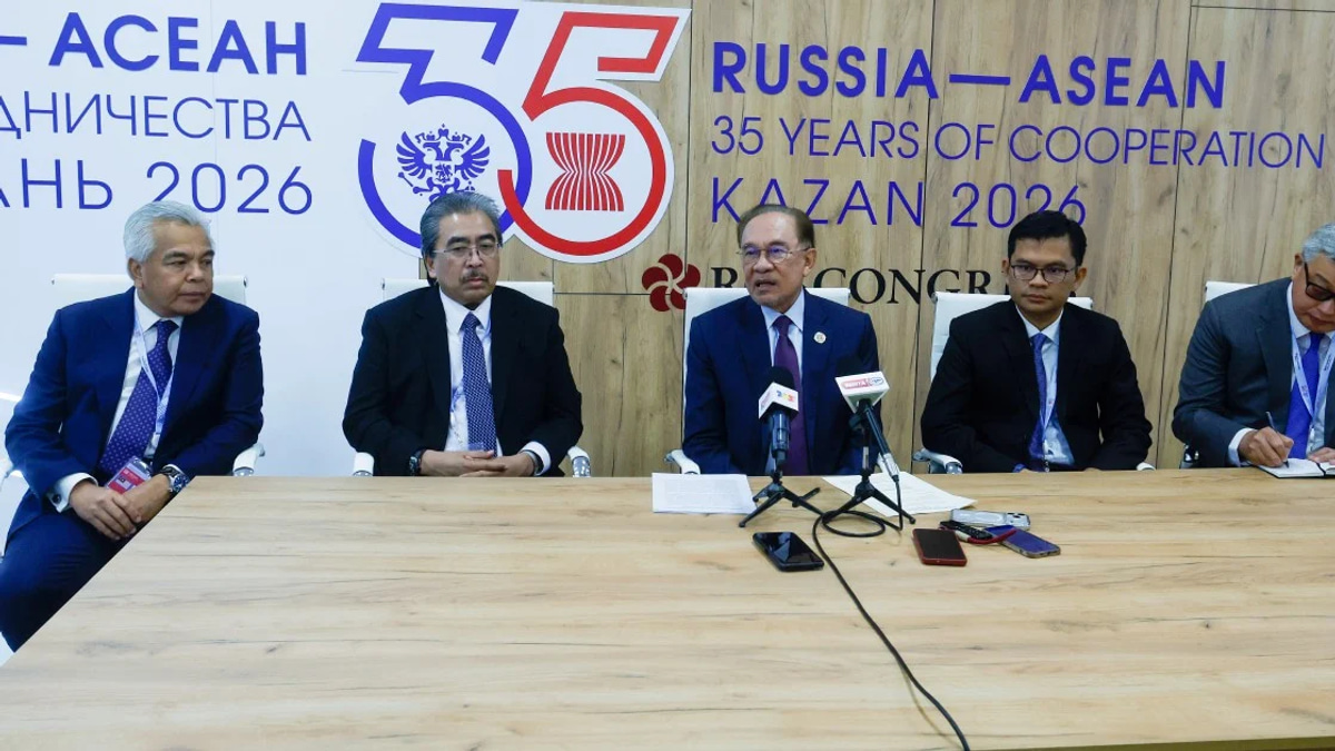 Malaysia to Fast-Track Visa-Free Entry for Russian Tourists, PM Anwar Orders