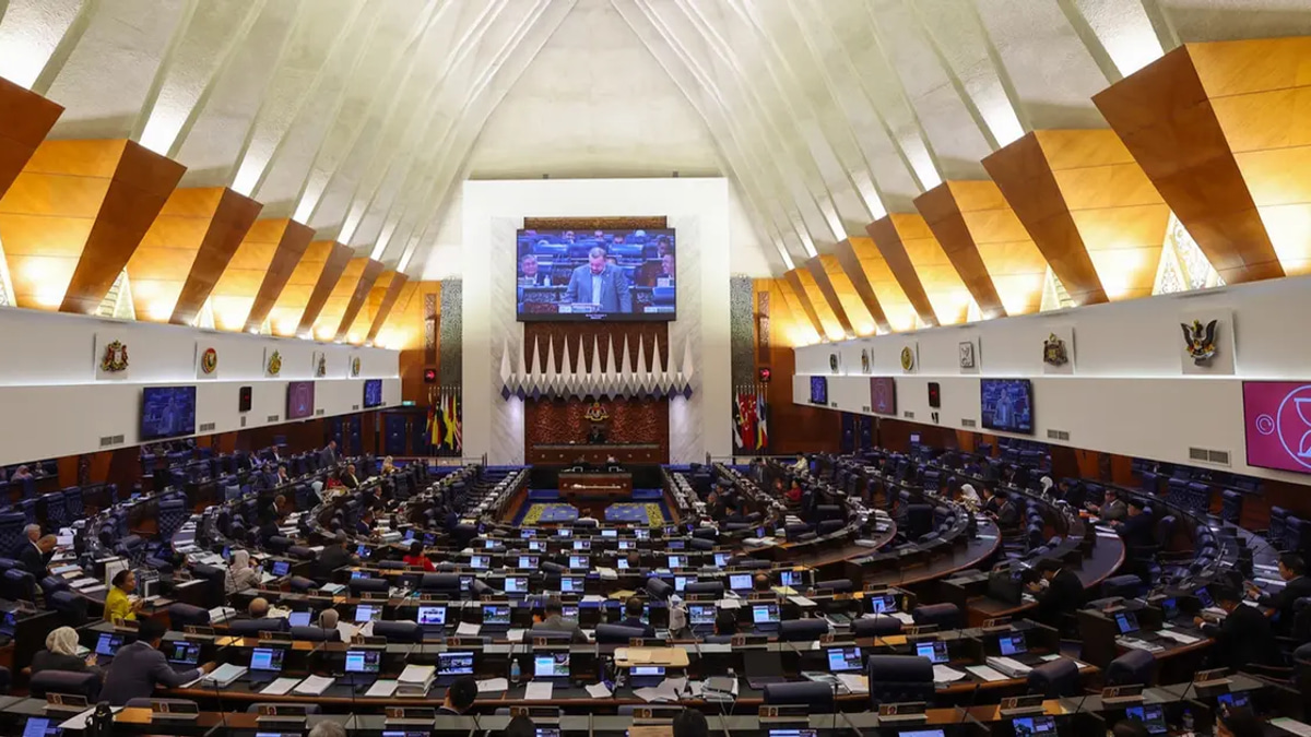 Parliament to revisit PM term limit bill in fresh constitutional push