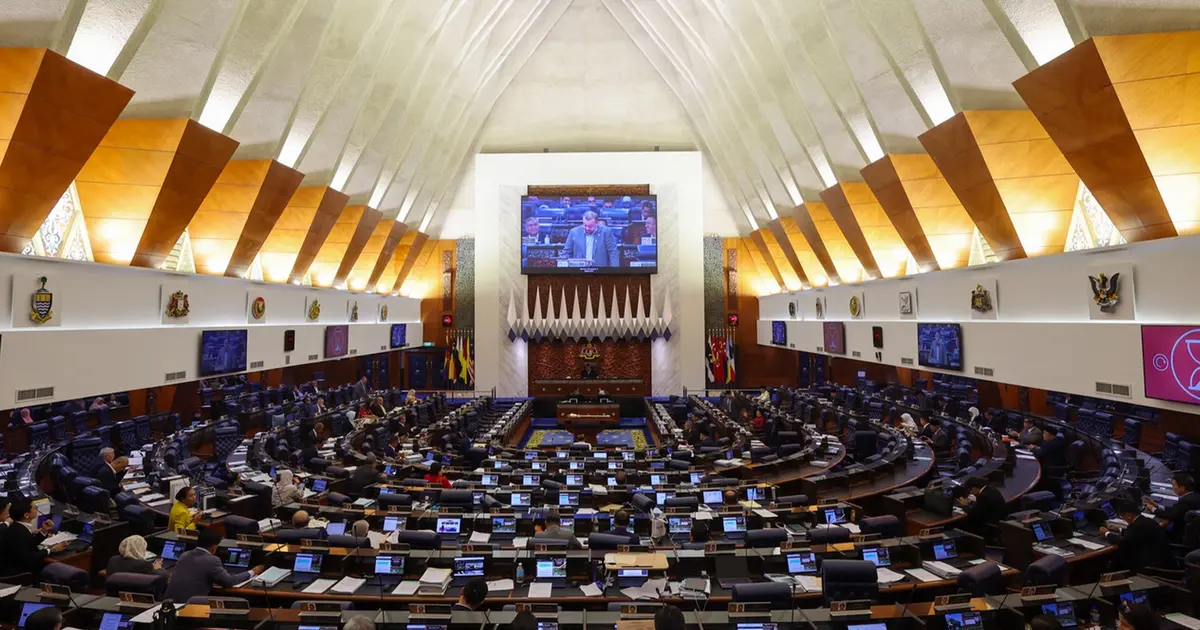 Parliament to revisit PM term limit bill in fresh constitutional push