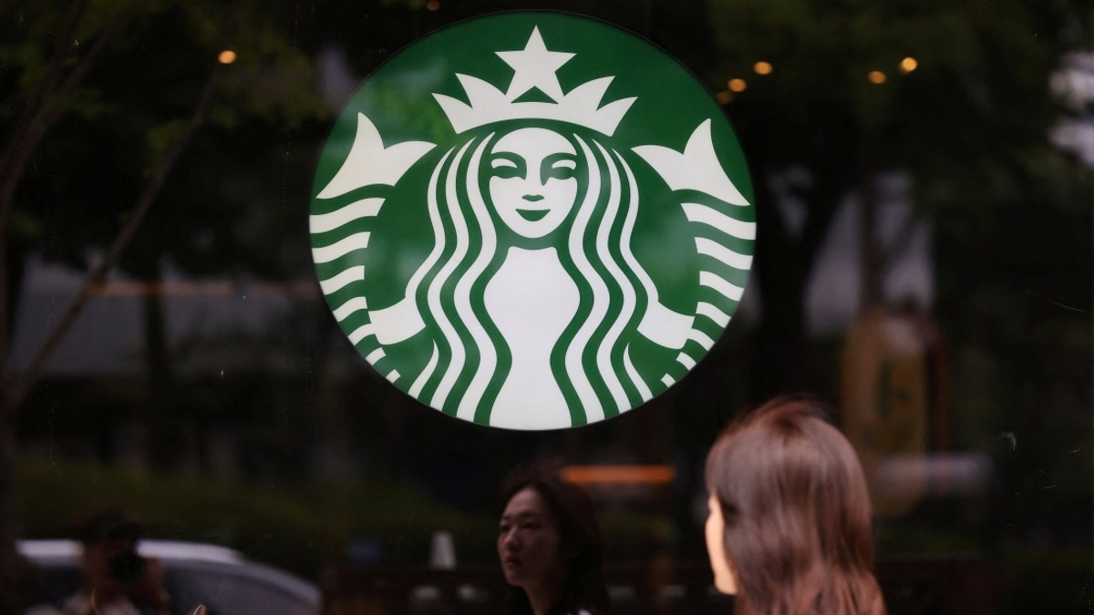 Starbucks Korea Halts Operations for Staff History Training After Marketing Gaffe