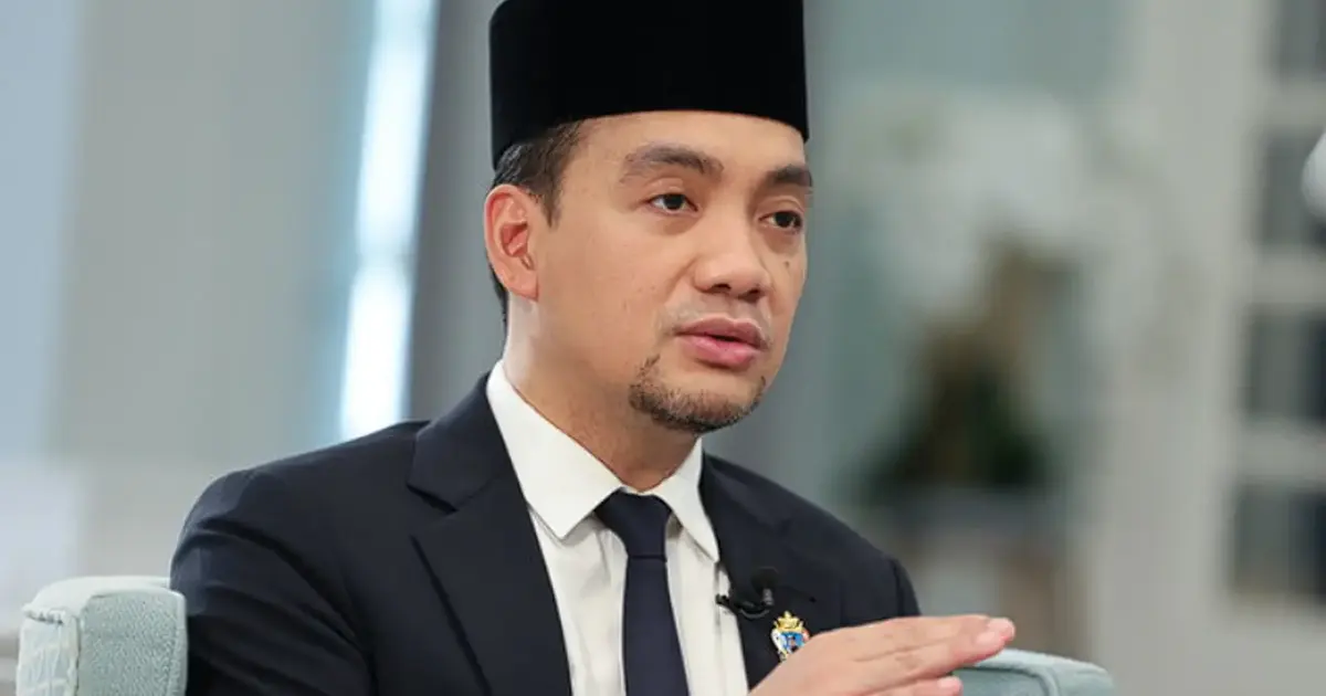 Johor Menteri Besar Clarifies Royal Assent as Constitutional Duty, Not Political Meddling