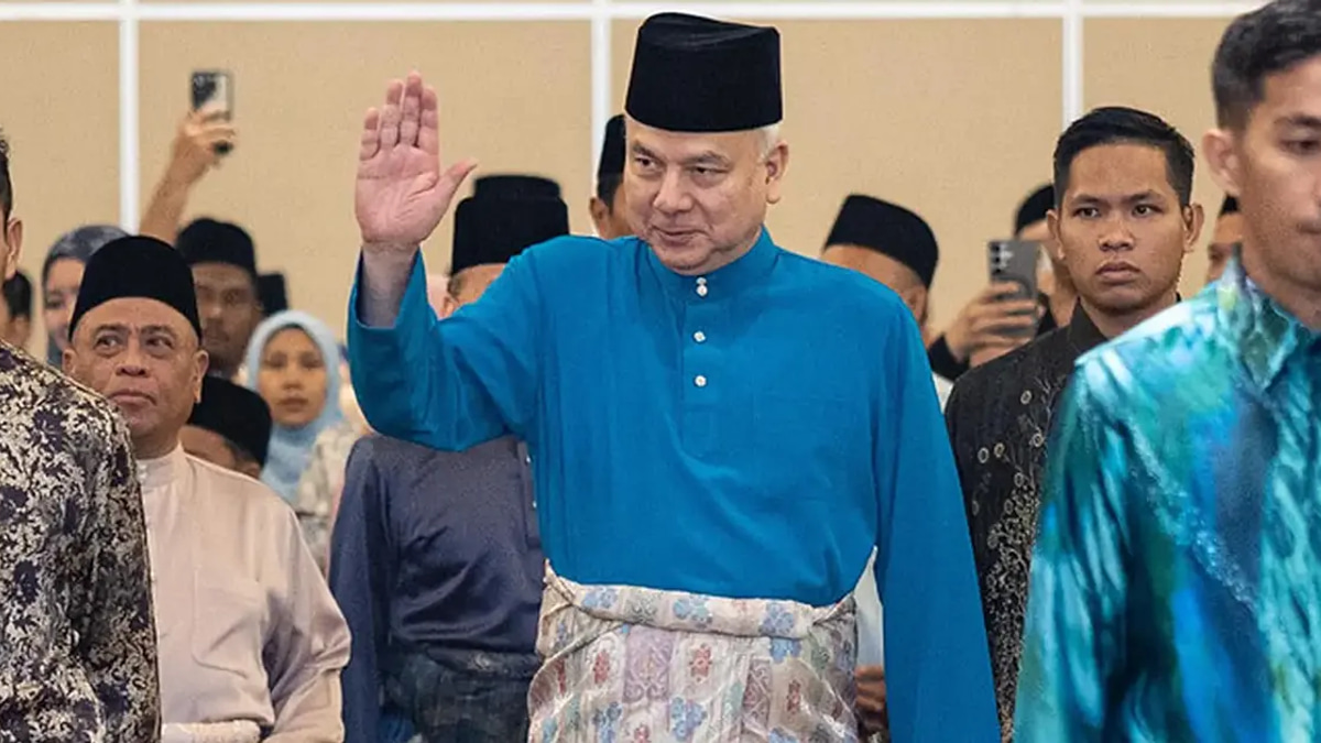 Sultan Nazrin cautions leaders against hasty decisions as nation seeks stability