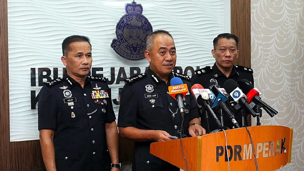 Police arrest five suspects in RM77,000 scratch-and-win fraud ring targeting seniors