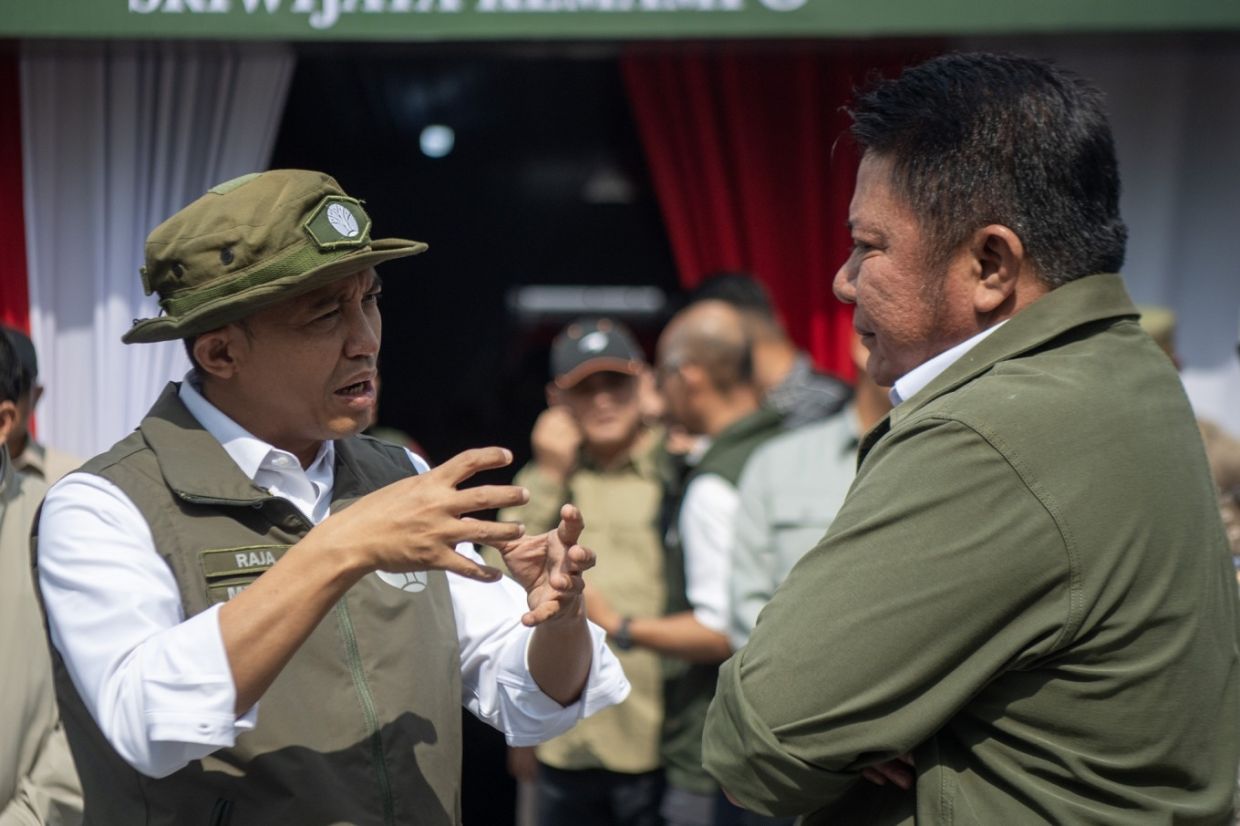 Indonesia's Anti-Corruption Body Reopens Investigation Into Forestry Minister's Alleged Incomplete Bribe Refund