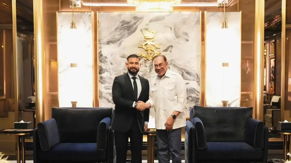 PM Anwar and Johor Regent Affirm Commitment to State-Federal Harmony