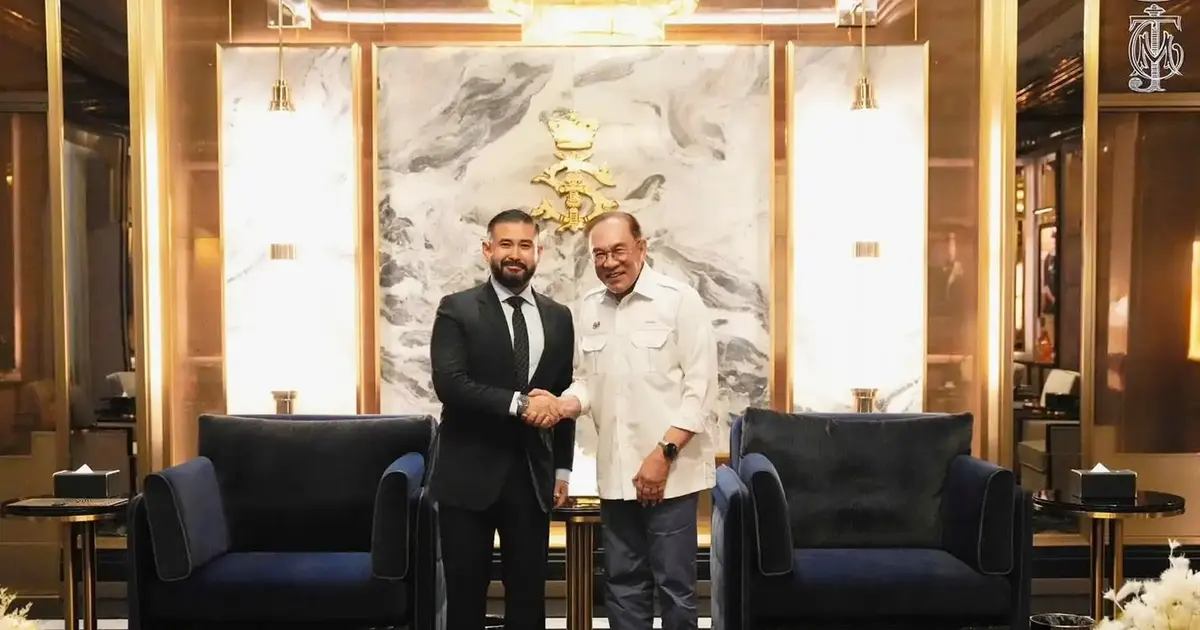 PM Anwar and Johor Regent Affirm Commitment to State-Federal Harmony