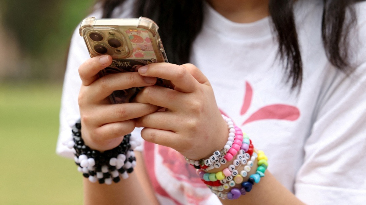 EU Building Consensus on Children's Social Media Restrictions as Ireland Takes Presidency