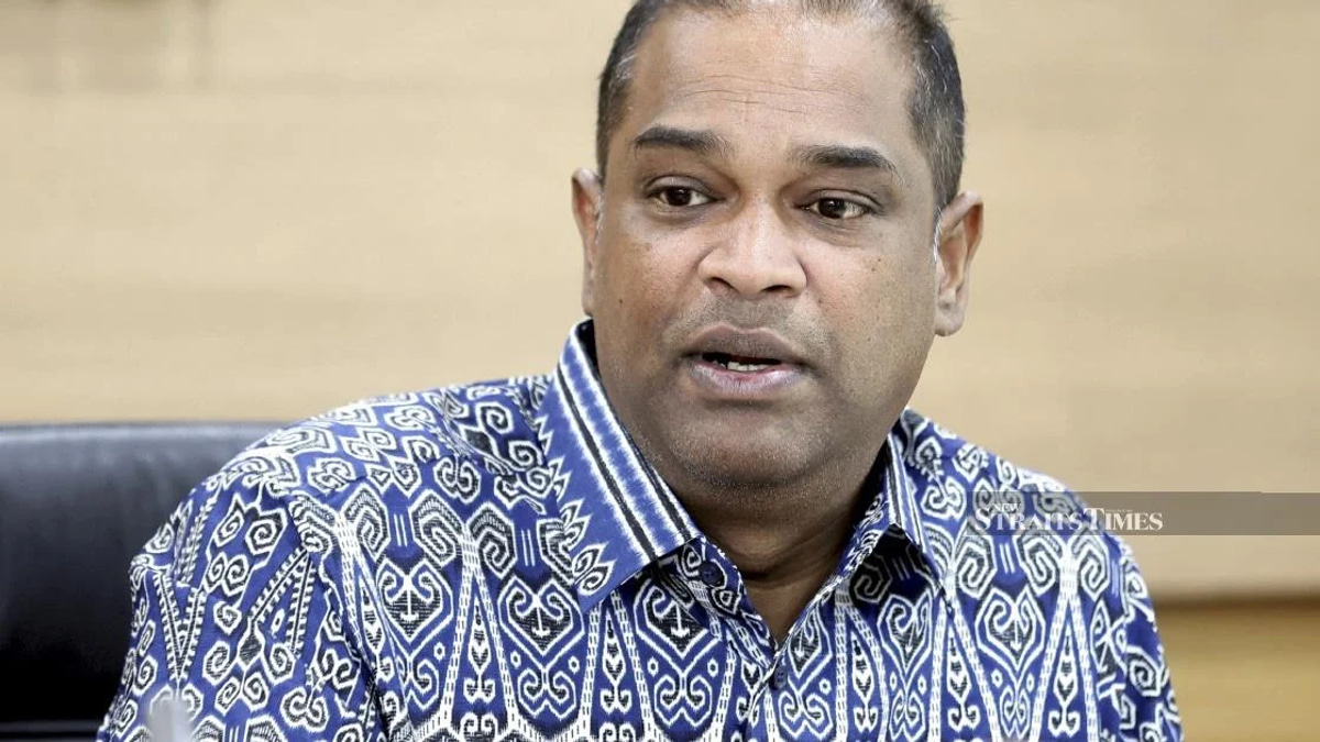 Stop Using Royal Institution as Political Tool, Ramanan Warns Johor Rivals