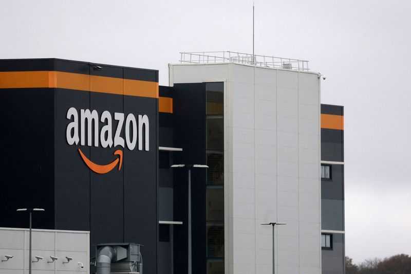 EU Moves to Regulate Amazon, Microsoft Cloud Services as Market 'Gatekeepers'