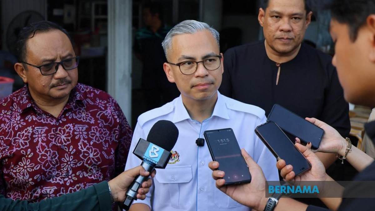 Johor Election Campaign Must Uphold Facts, Not Falsehoods, Says Fahmi
