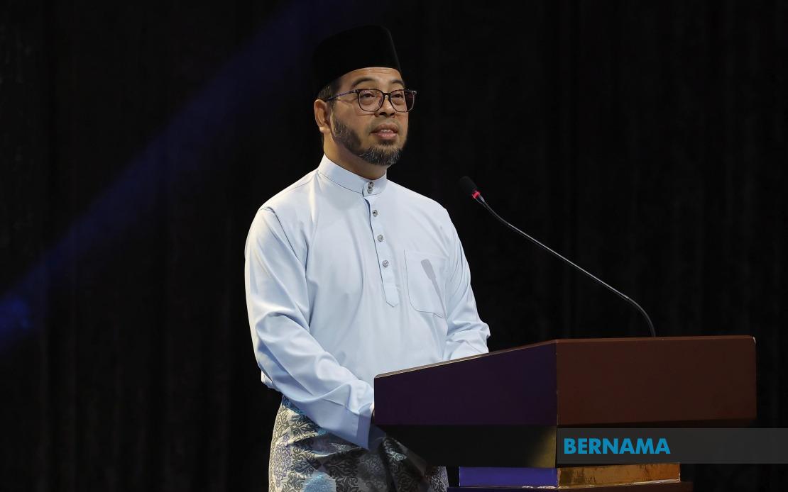Zulkifli Urges Muslims to Set Aside Differences, Strengthen Ummah Unity
