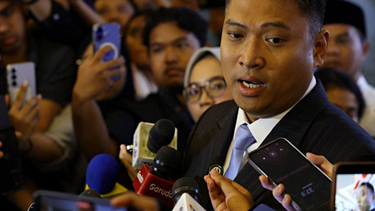 Prabowo's Free Meals Programme Hit by Another Leadership Crisis as BGN Head Resigns