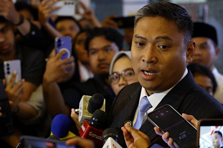 Prabowo's Free Meals Programme Hit by Another Leadership Crisis as BGN Head Resigns