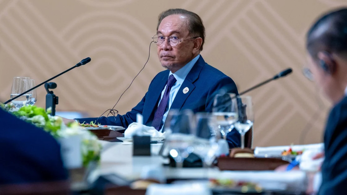 Anwar Warns Developed Nations: Unfair Treatment Will Push Developing Countries Elsewhere