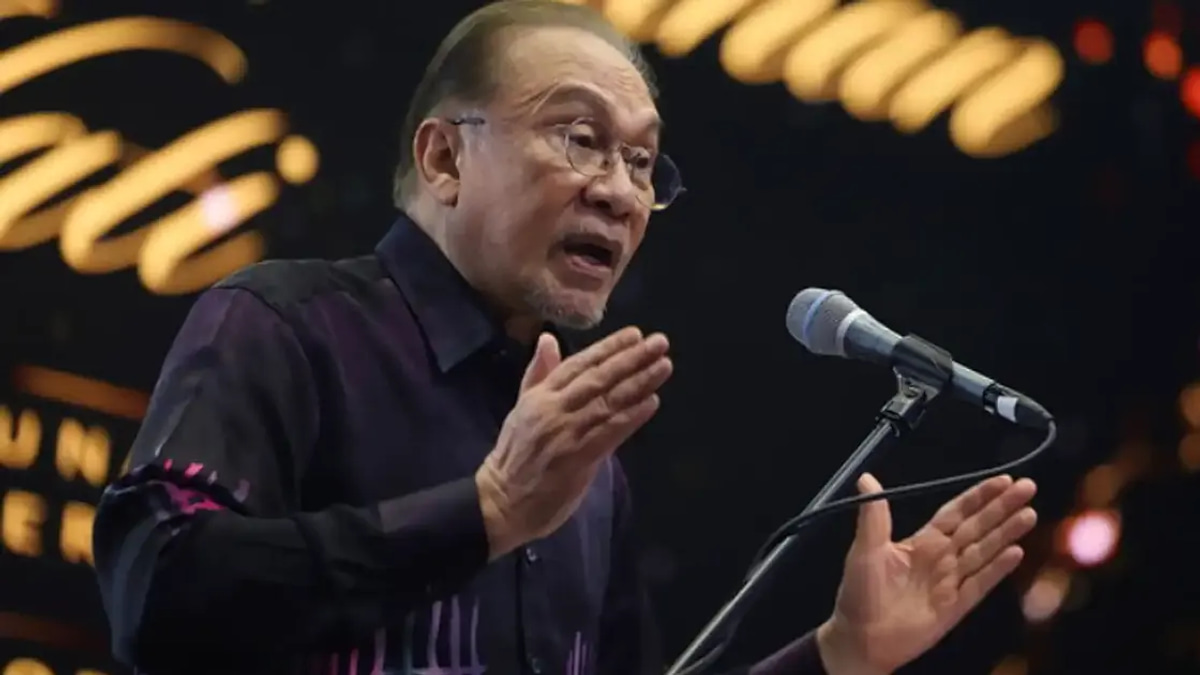 Prime Minister Anwar Calls on Malaysians to Reject Divisive Rhetoric from Political Leaders
