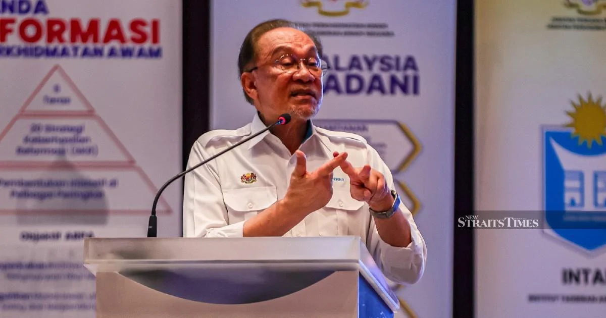 Anwar Defends Mat Sabu's Remarks, Urges Political Restraint Amid Coalition Tensions