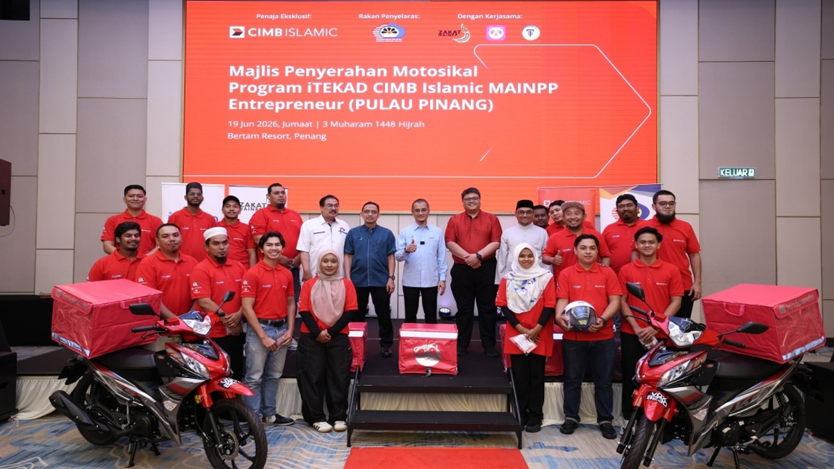 20 Participants Receive Motorcycles Under CIMB Islamic-MAINPP Enterprise Scheme