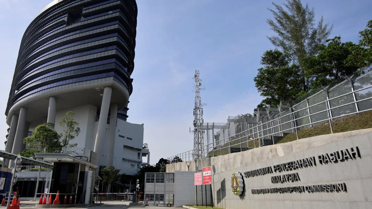 MACC officers given one month to refresh asset declarations in integrity drive