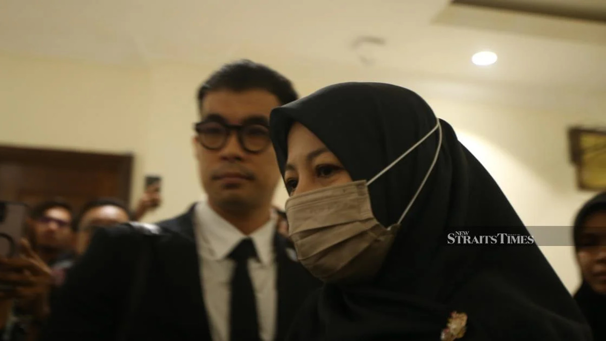 Mother of Zara Qairinah Mahathir expresses regret over school choice