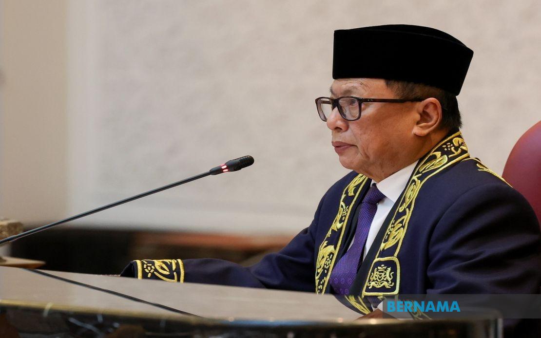 Puad Zarkashi Quits UMNO, Accuses Johor Leader of Being 'Yes-Man'
