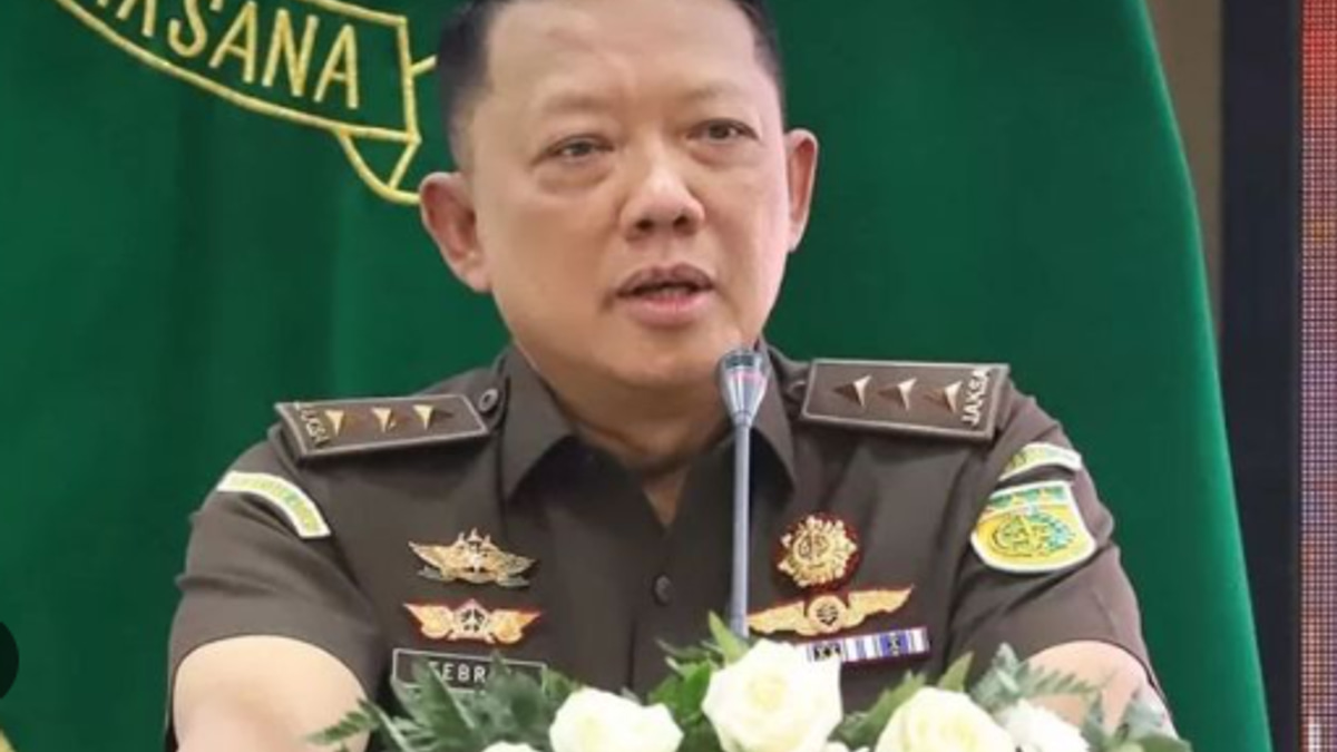 Prabowo's Anti-Corruption Campaign Stumbles as Elite Prosecutor Investigation Raises Institutional Questions