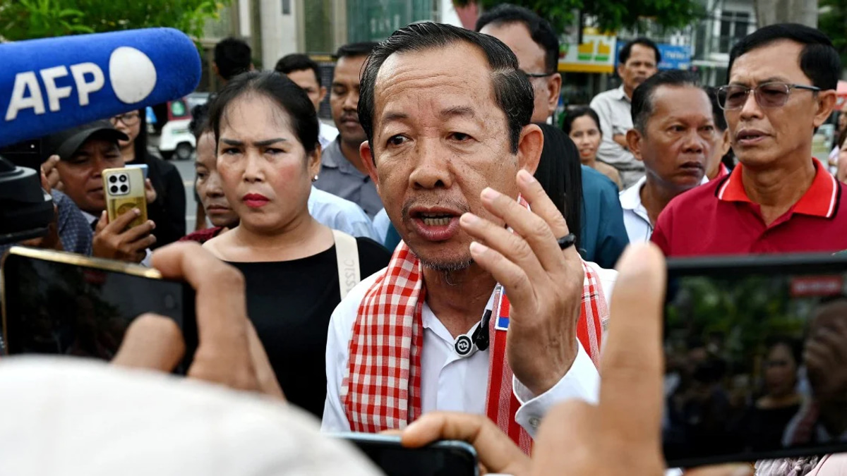 Cambodia's Supreme Court Upholds Electoral Ban on Opposition Leader Rong Chhun